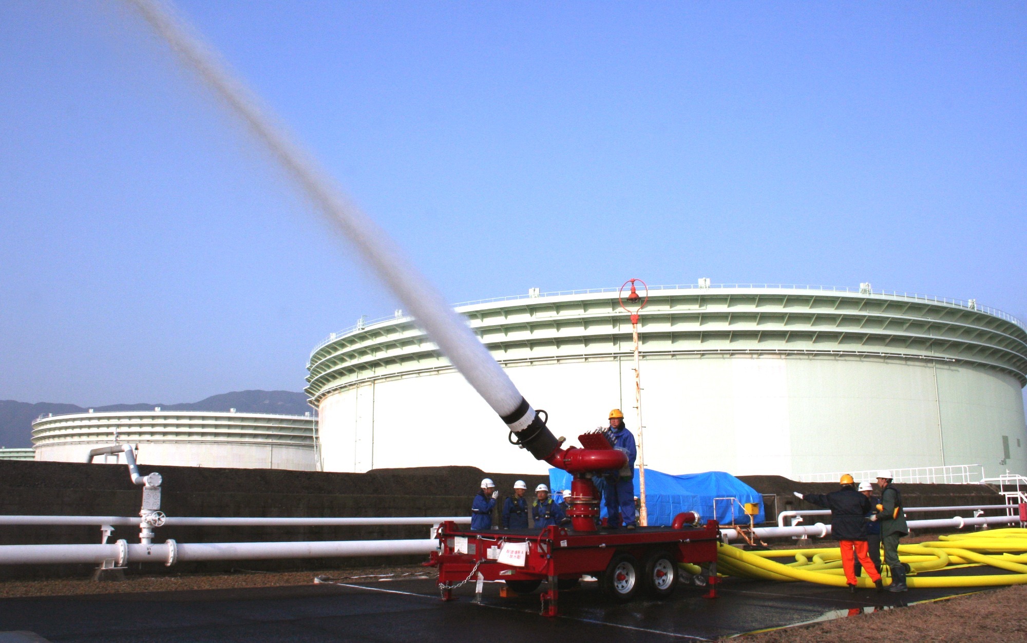 写真：大容量泡放射システム